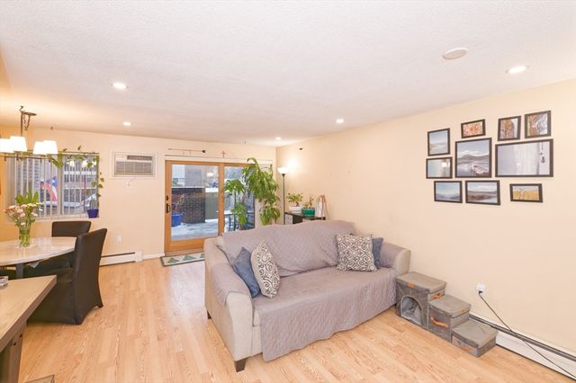 66 Main St 16A, Stoneham, MA 02180