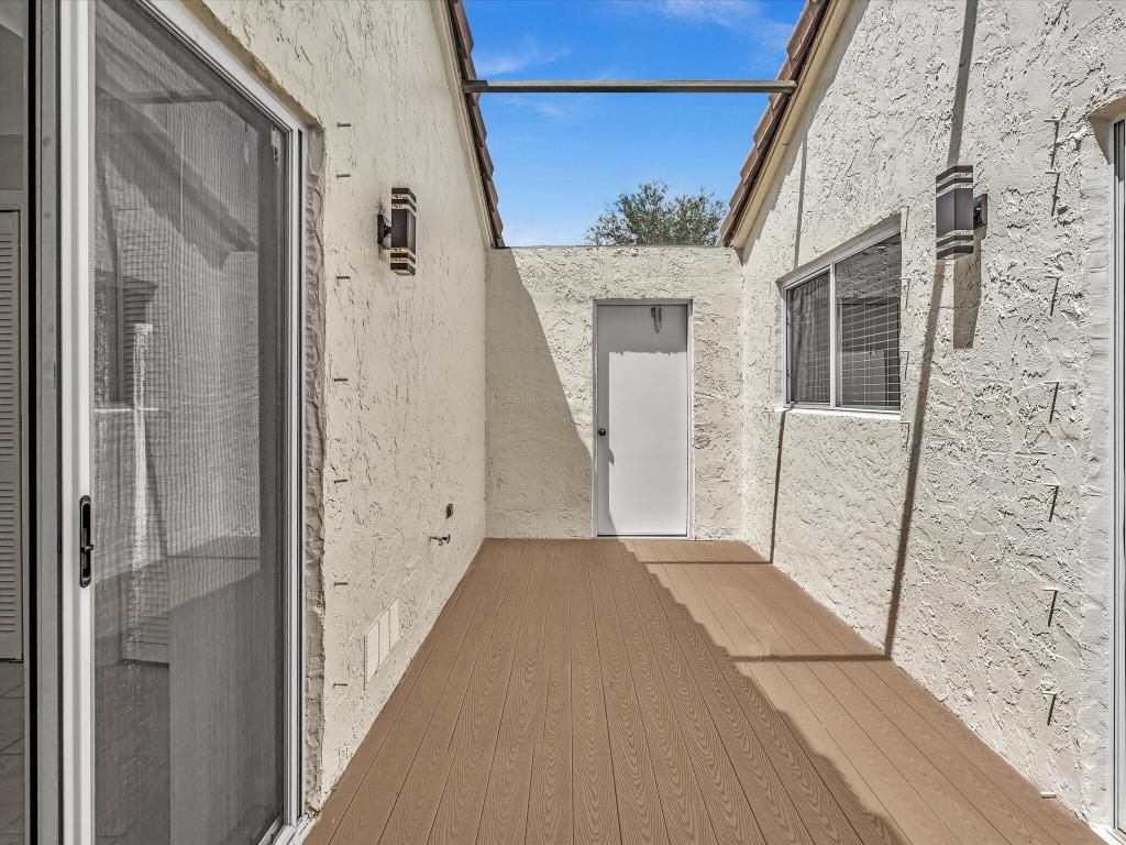 Image 39 of property listing at 7222 Carmel Court, Boca Raton, FL 33433