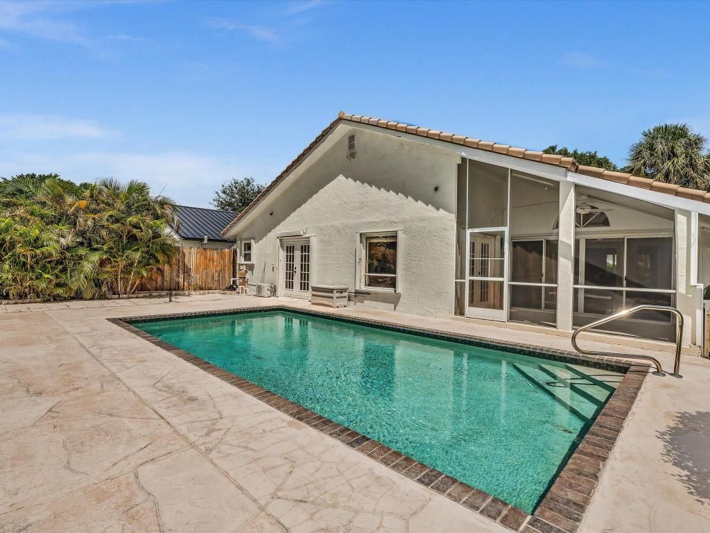 Image 44 of property listing at 7222 Carmel Court, Boca Raton, FL 33433