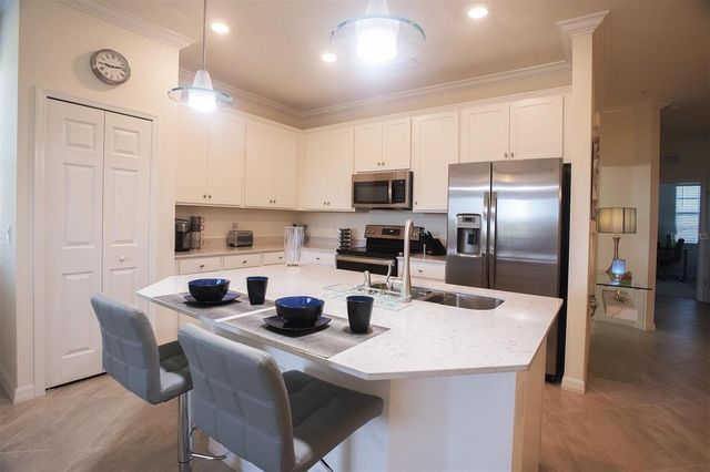 17724 GAWTHROP DRIVE 308, Bradenton, FL 34211