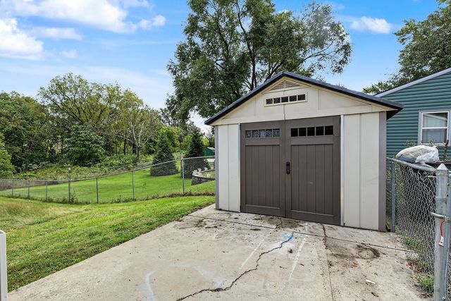 2601 24th Street, Des Moines, IA 50310