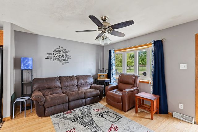 2601 24th Street, Des Moines, IA 50310