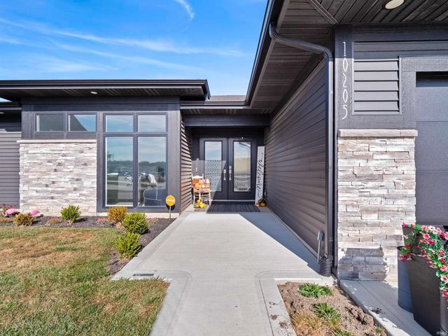 10205 Battle Run Way, Fort Wayne, IN 46835