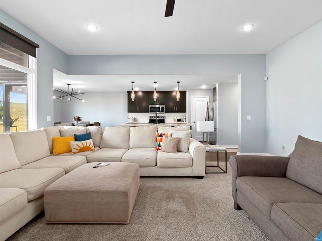 10205 Battle Run Way, Fort Wayne, IN 46835