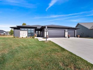 10205 Battle Run Way, Fort Wayne, IN 46835