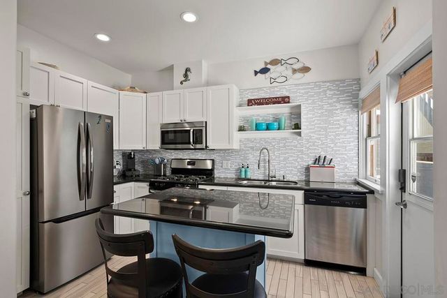 1106 4th Street 4, Coronado, CA 92118