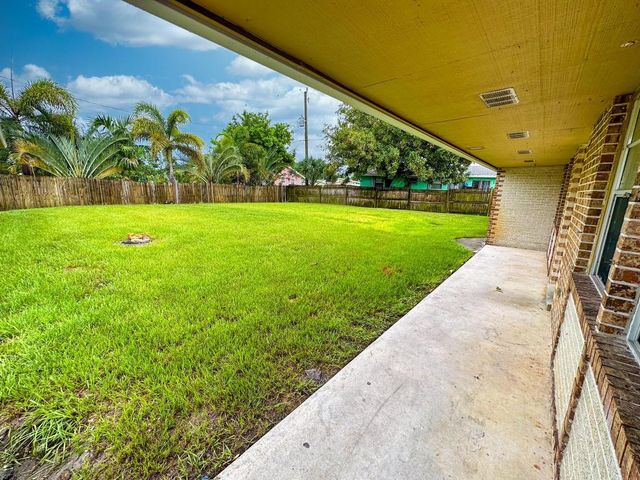 2682 Hinda Road A, West Palm Beach, FL 33403