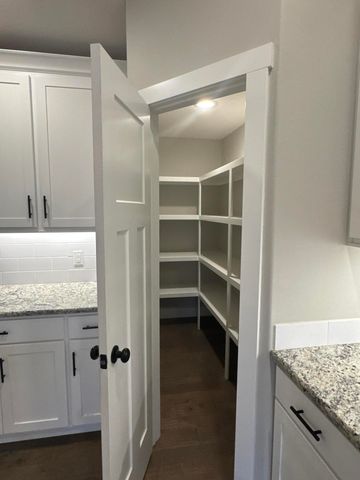 301 S Aspen Street, Buffalo, MO 65622