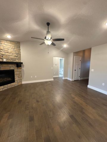 301 S Aspen Street, Buffalo, MO 65622