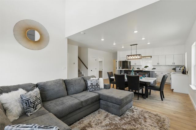 5114 Stoneridge Drive, Granbury, TX 76048