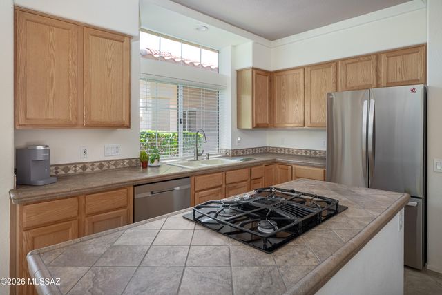 14617 N Desert Rock Drive, Oro Valley, AZ 85755