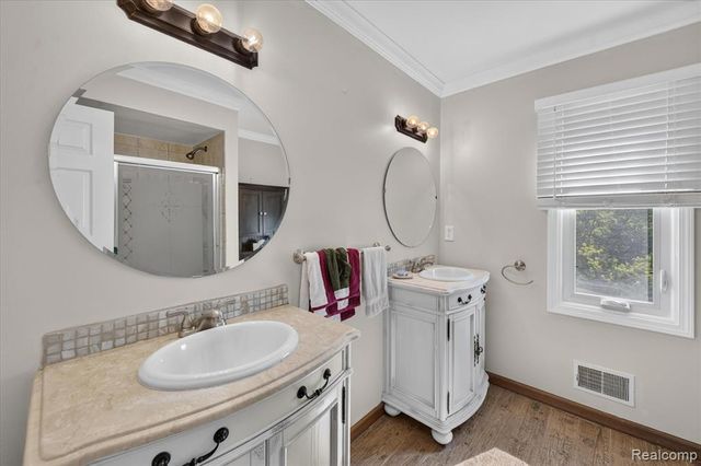 22649 Foxmoor Drive, Novi, MI 48374