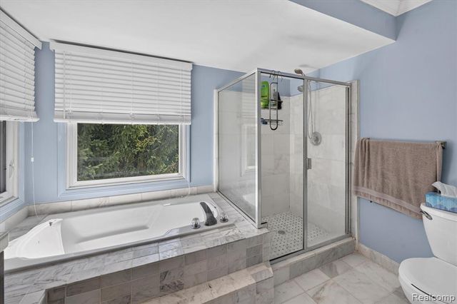 22649 Foxmoor Drive, Novi, MI 48374