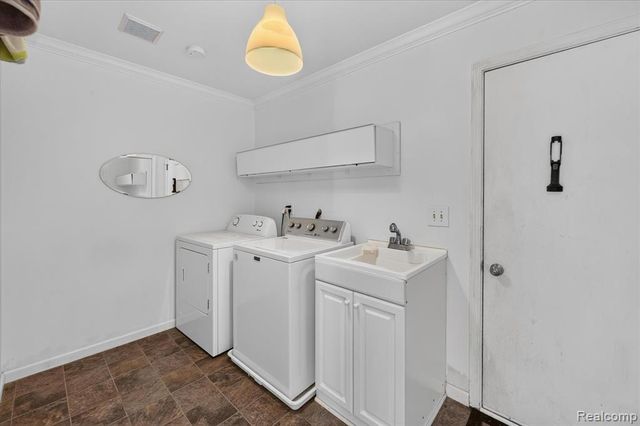 22649 Foxmoor Drive, Novi, MI 48374