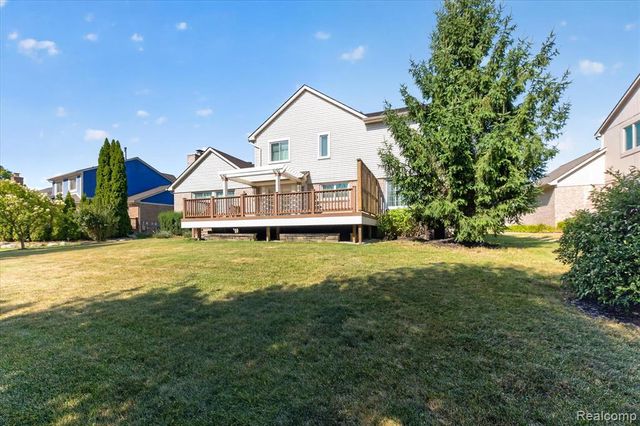 22649 Foxmoor Drive, Novi, MI 48374