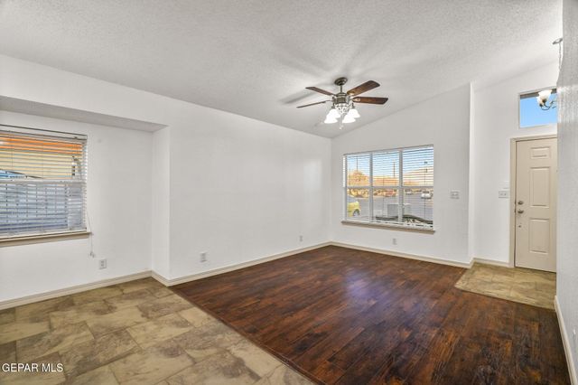 881 Dakota River Avenue, El Paso, TX 79932