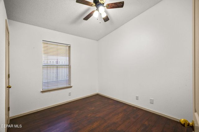 881 Dakota River Avenue, El Paso, TX 79932