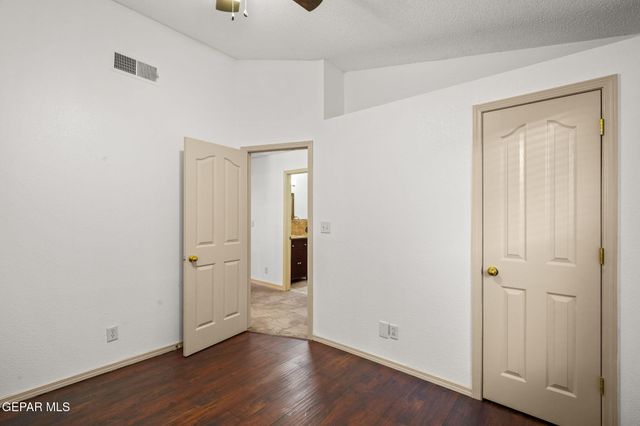 881 Dakota River Avenue, El Paso, TX 79932