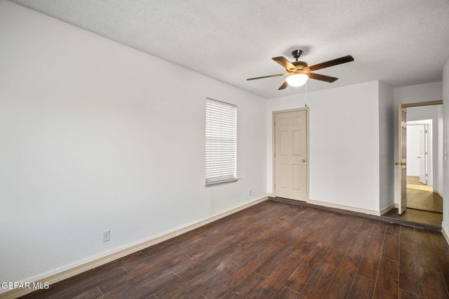 881 Dakota River Avenue, El Paso, TX 79932