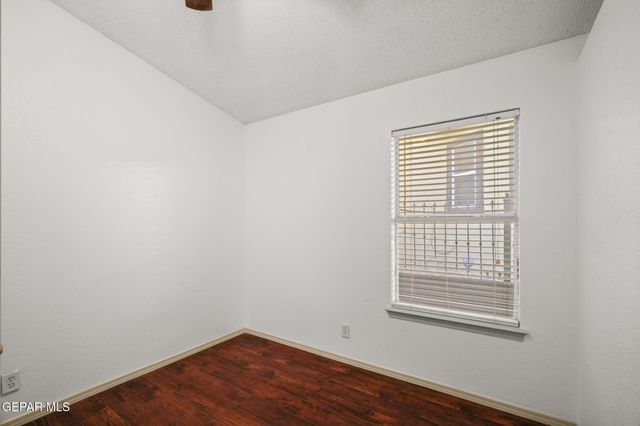 881 Dakota River Avenue, El Paso, TX 79932