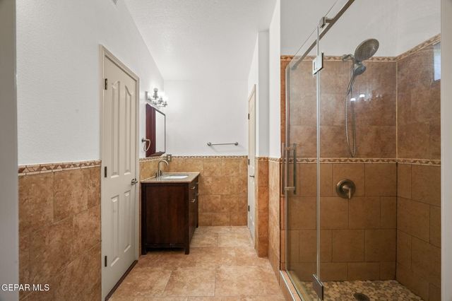 881 Dakota River Avenue, El Paso, TX 79932