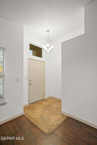 881 Dakota River Avenue, El Paso, TX 79932