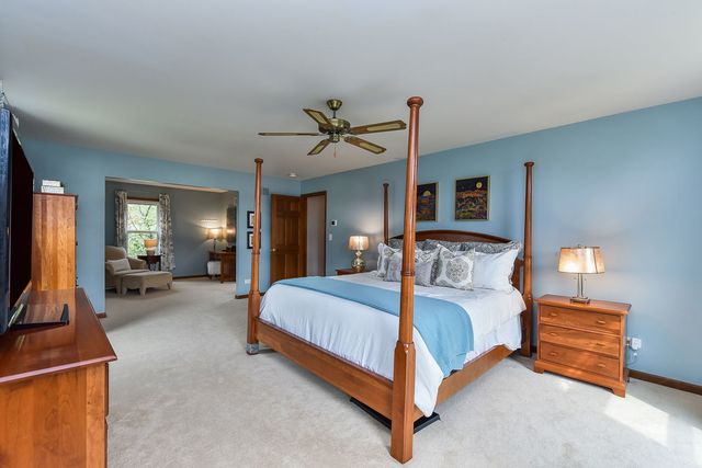 26W050 Macarthur Avenue, Wheaton, IL 60188