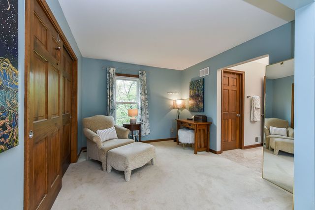 26W050 Macarthur Avenue, Wheaton, IL 60188