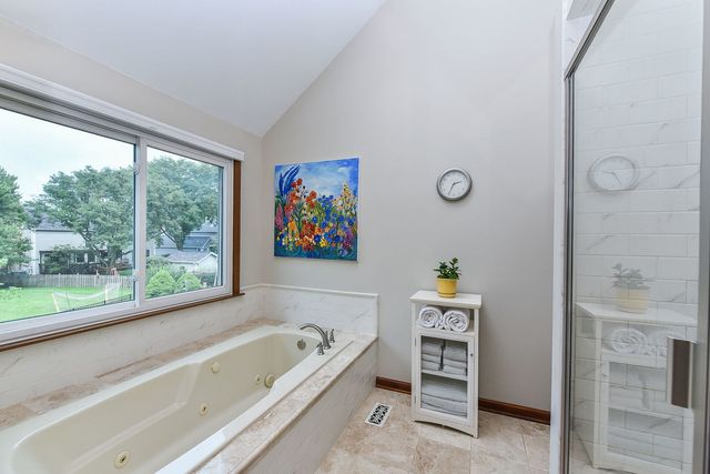 26W050 Macarthur Avenue, Wheaton, IL 60188