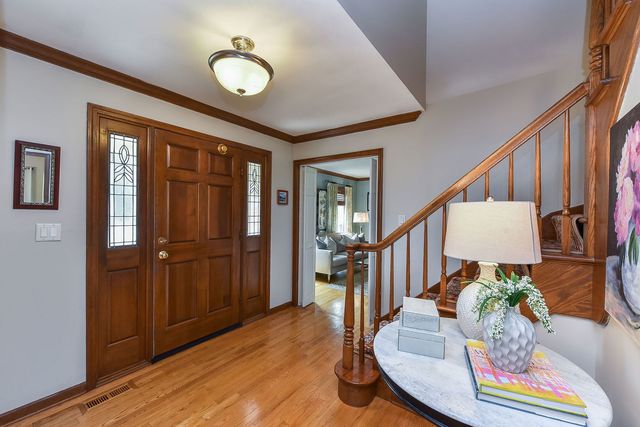 26W050 Macarthur Avenue, Wheaton, IL 60188
