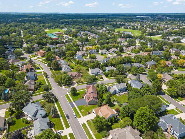 26W050 Macarthur Avenue, Wheaton, IL 60188