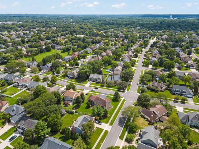 26W050 Macarthur Avenue, Wheaton, IL 60188