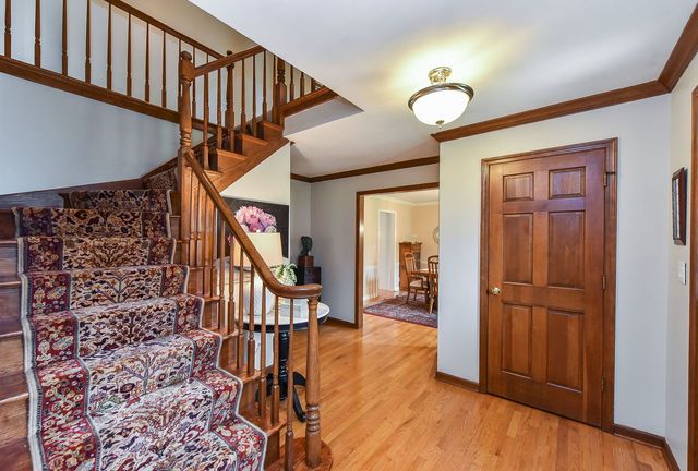 26W050 Macarthur Avenue, Wheaton, IL 60188