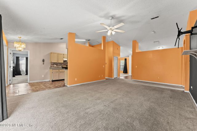 8076 CUMBERLAND GAP Trail N, Jacksonville, FL 32244