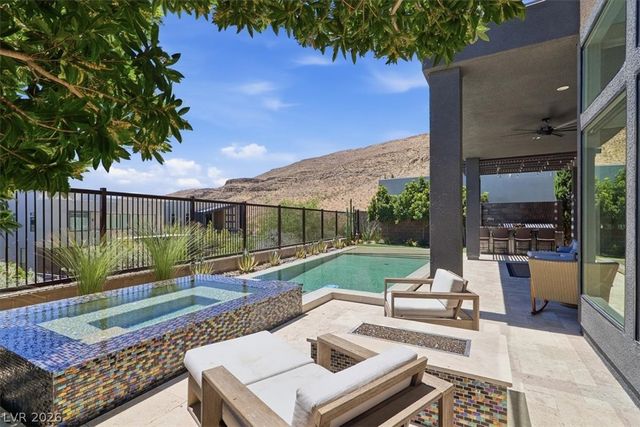 10941 Earth Hues Court, Las Vegas, NV 89135