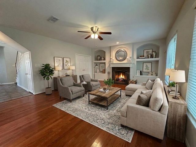 9210 Memorial Grove Drive, Spring, TX 77379