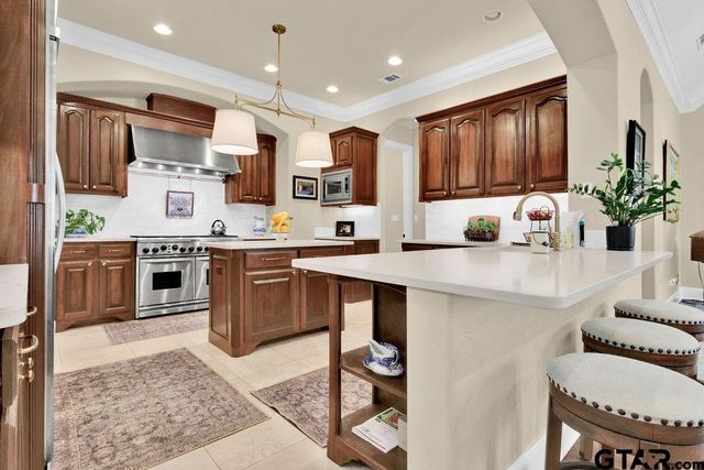 2811 Stewart Way, Tyler, TX 75709