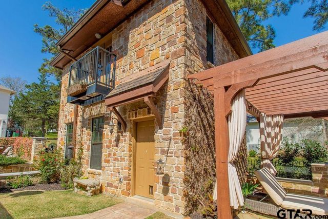 2811 Stewart Way, Tyler, TX 75709