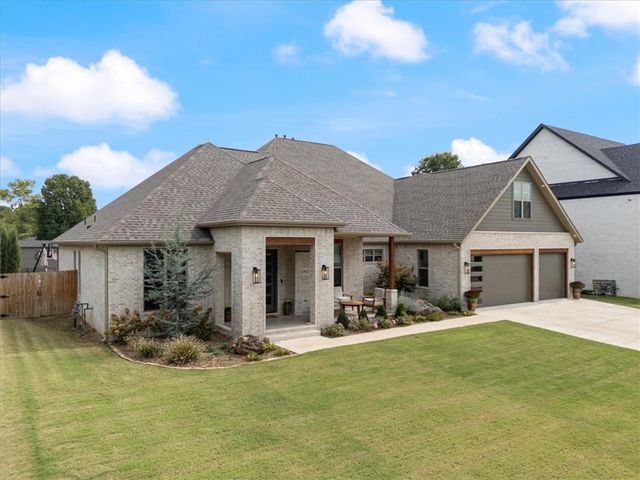 4303 Spyglasss Drive, Springdale, AR 72764