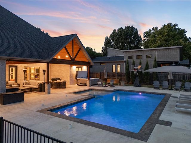 4303 Spyglasss Drive, Springdale, AR 72764