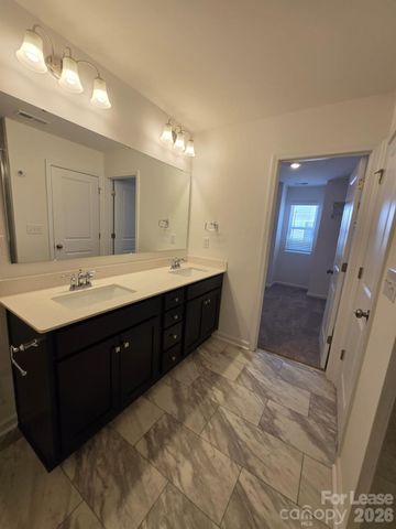 774 NW Kitfox Drive 155, Concord, NC 28027