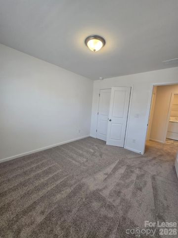 774 NW Kitfox Drive 155, Concord, NC 28027