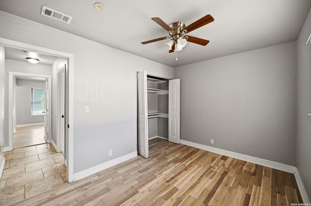 7627 GLEN VIS, San Antonio, TX 78239