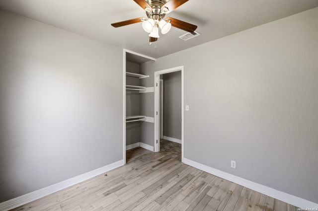 7627 GLEN VIS, San Antonio, TX 78239