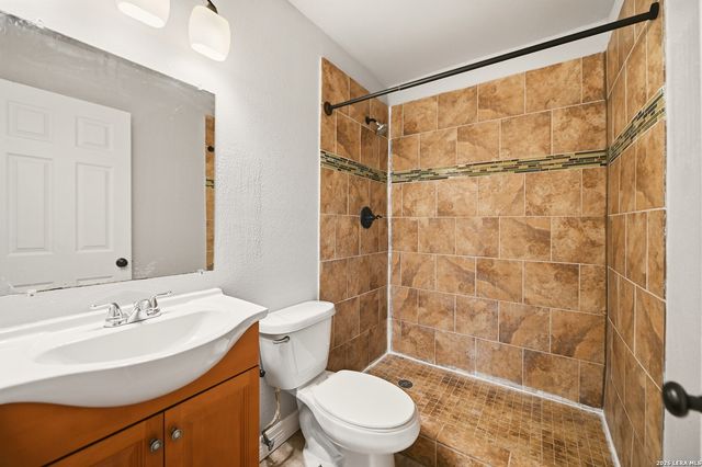 7627 GLEN VIS, San Antonio, TX 78239