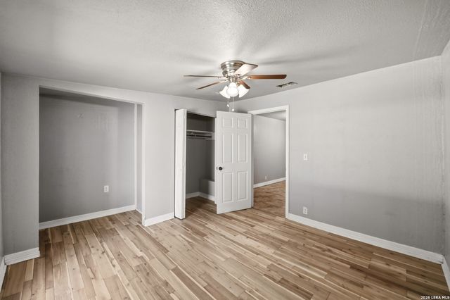 7627 GLEN VIS, San Antonio, TX 78239