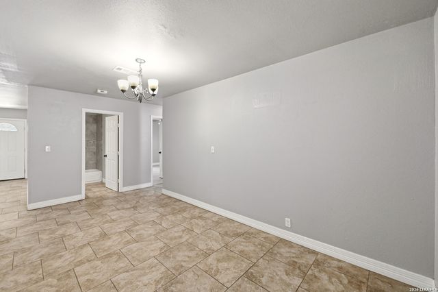 7627 GLEN VIS, San Antonio, TX 78239