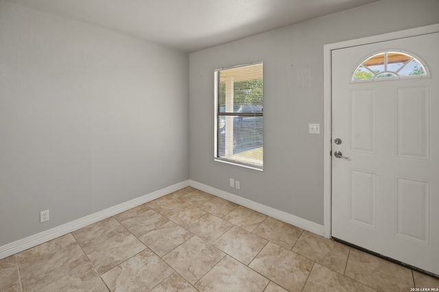 7627 GLEN VIS, San Antonio, TX 78239