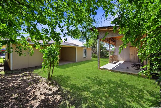 7627 GLEN VIS, San Antonio, TX 78239