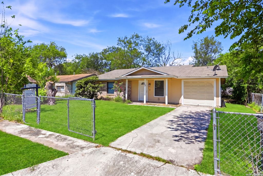 7627 GLEN VIS, San Antonio, TX 78239